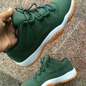 Meet your Posher, Mama